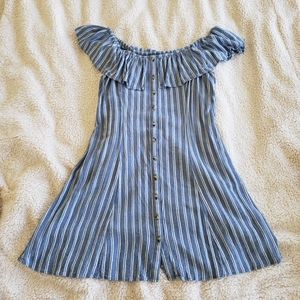 American Eagle off the shoulder dress